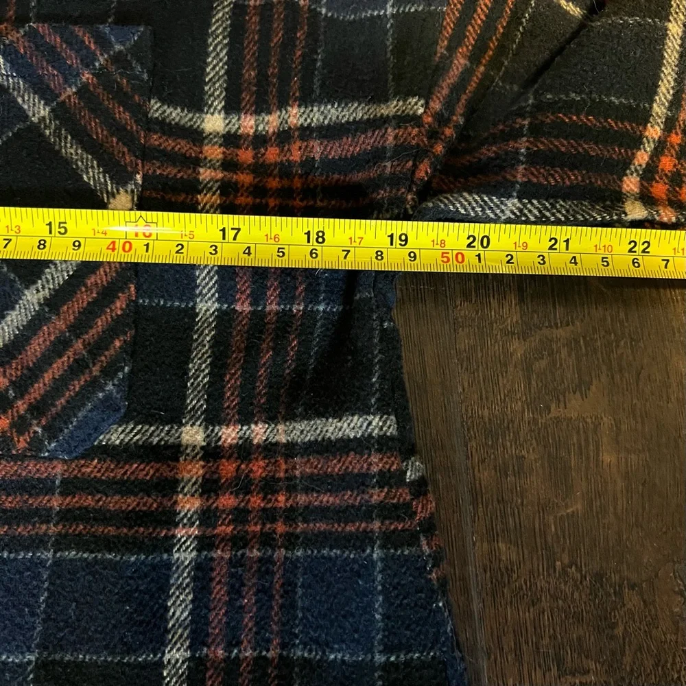 New In Hooded Plaid Button Up Shirt Jacket